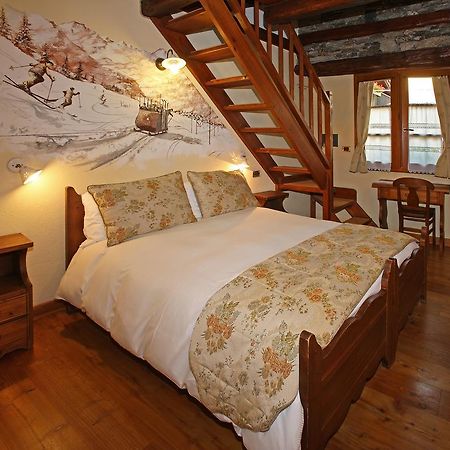 Chalet Chez Nous Oulx Buitenkant foto